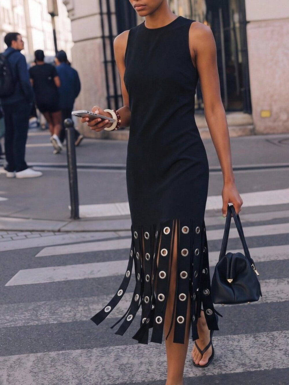 Black Elegant Women's Chic Tassel Hem Round Neck Sleeveless Dress